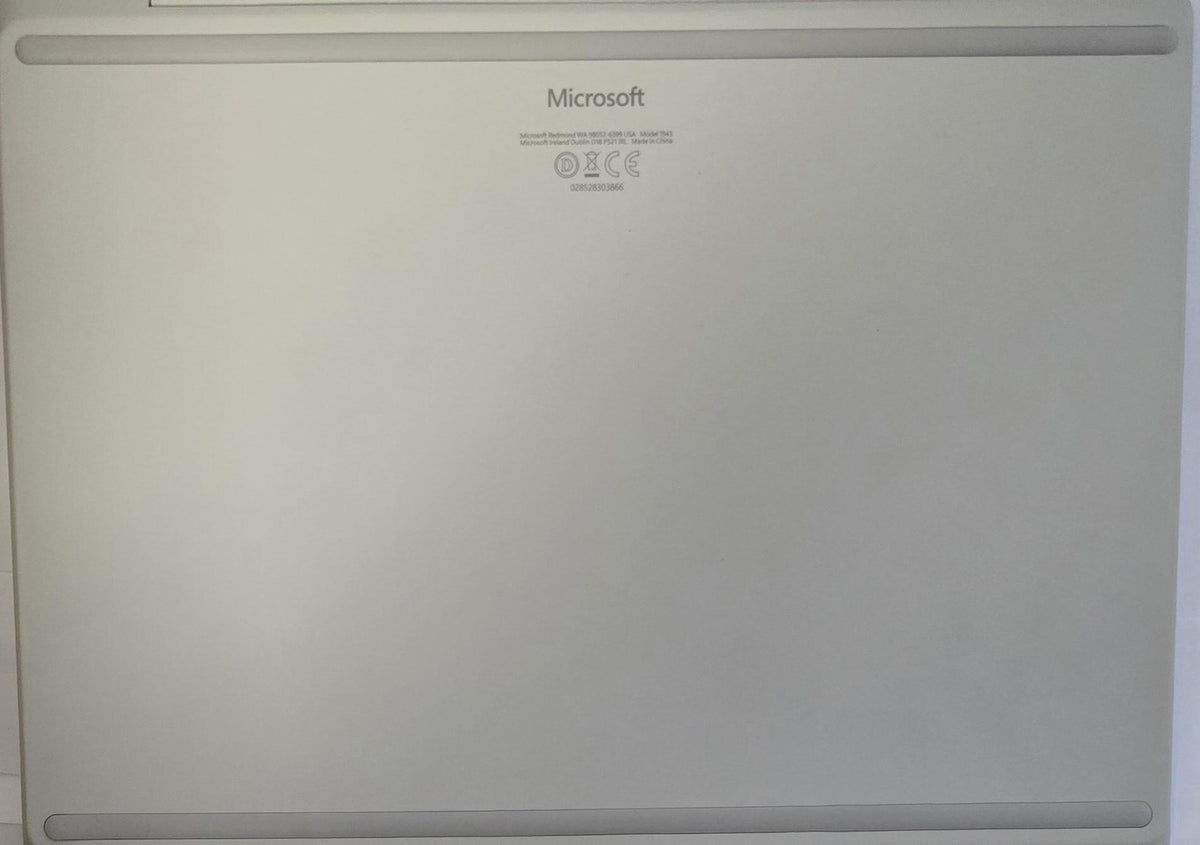 Microsoft Surface Laptop Go 10th Gen Intel Core i5 128GB, 8GB RAM Platinum Gebraucht !!!