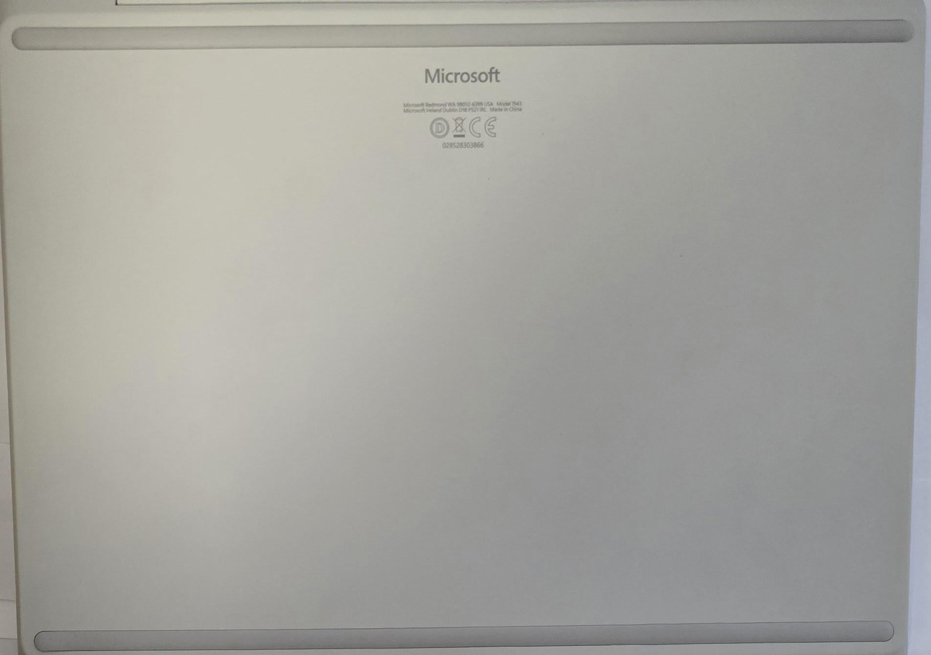 Microsoft Surface Laptop Go 10th Gen Intel Core i5 128GB, 8GB RAM Platinum Gebraucht !!!