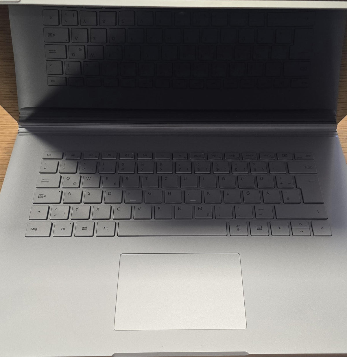 MICROSOFT Surface Book 3 34,3cm 13,5Zoll Intel Core i7-1065G7 16GB 256GB SSD NVIDIA GeForce GTX 1650-4GB Win10 Home platinum MSD (P) Gebraucht - Wie neu